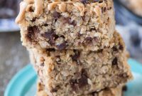 Nutrient-Rich Peanut Butter Chocolate Quinoa Bars