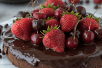 Luscious Berry Mud Cake