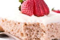 Strawberry Sheet Cake 9×13