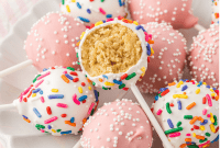 Bite-Sized Bliss: Crafting Perfect Cake Pops