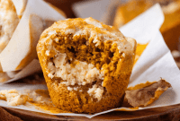 Pumpkin Cream Cheese Swirl Muffins