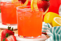 Effortless Strawberry Lemonade Refreshment