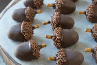 Autumn Acorn Oreo Bites
