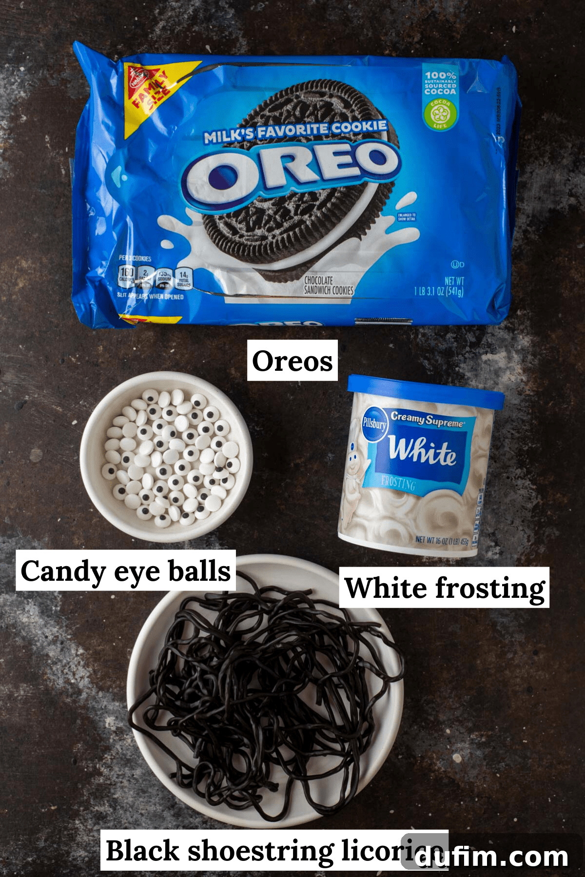 Simple Ingredients for Oreo Spiders The four simple ingredients for Oreo Spiders: Oreos, white frosting, black shoestring licorice, and candy eyeballs.