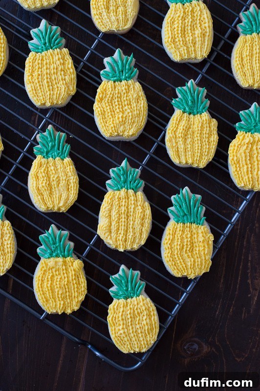 Pineapple Sugar Cookies with pineapple extract in the batter - they look just like pineapples!