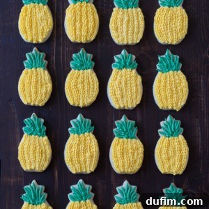 Pineapple Sugar Cookies with pineapple extract in the batter - they look just like pineapples!